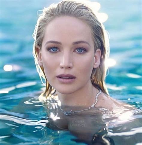 jennifer lawerence bikini|Jennifer Lawrence Bikini Photos: The Actress Swimsuit Pictures